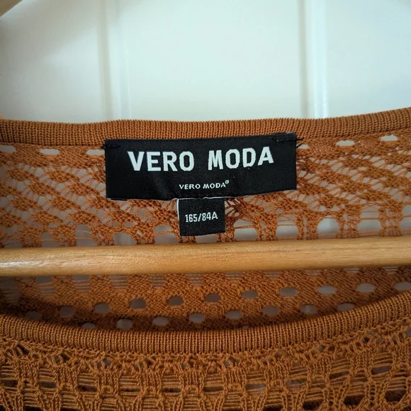 Vero Moda Women's Rust Orange Crochet Fringe Poncho - Picture 5 of 6